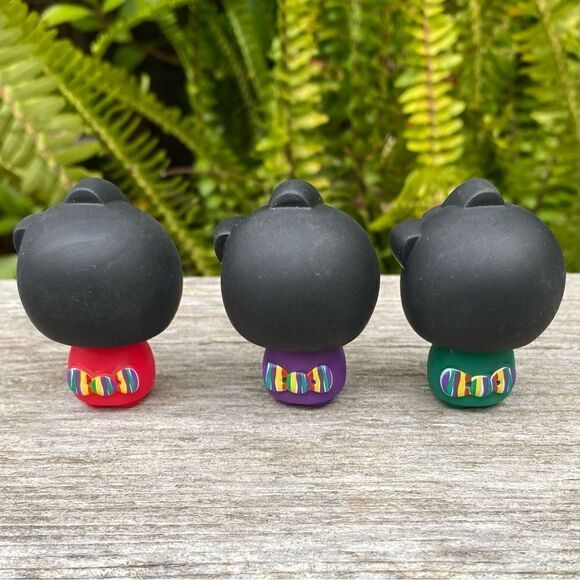 NWT Sanrio Hello Kitty Three Japanese Vinyl Figures in Kimonos Exclusive Limited - Picture 3 of 7